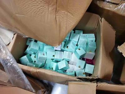 警惕“大牌”化妝品陷阱 網(wǎng)購(gòu)有品牌授權(quán)書(shū)不等于真品？